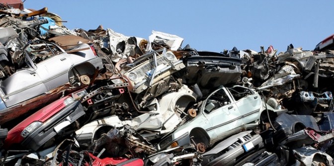 junk car removal - chino's towing